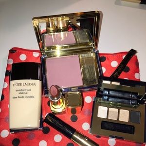 Estée Lauder and Clinique sets